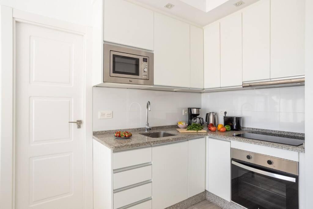 Apartment Elviria,studio Cu Vedere La Mare Marbella